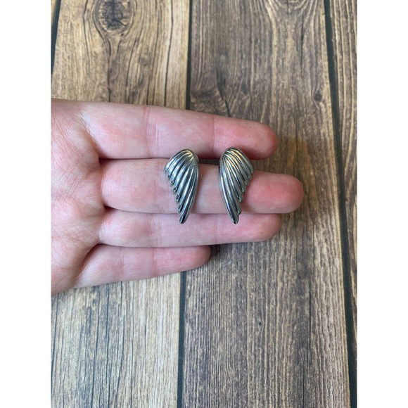 21Vintage Silver Angel Wing Earrings | Vintage Bird Wing Earrings| Wing Earrings - Picture 4 of 4